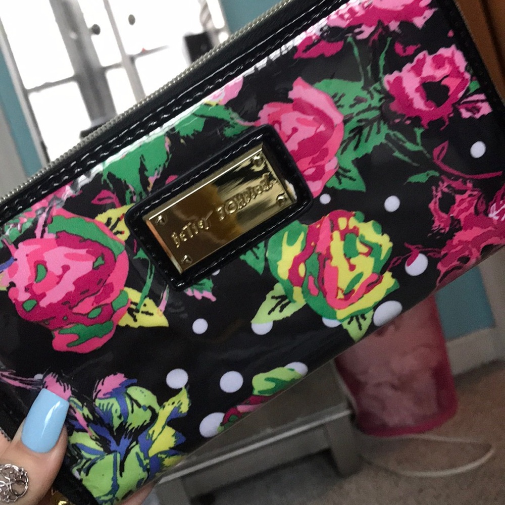 Betsy Johnson floral print large zip wallet